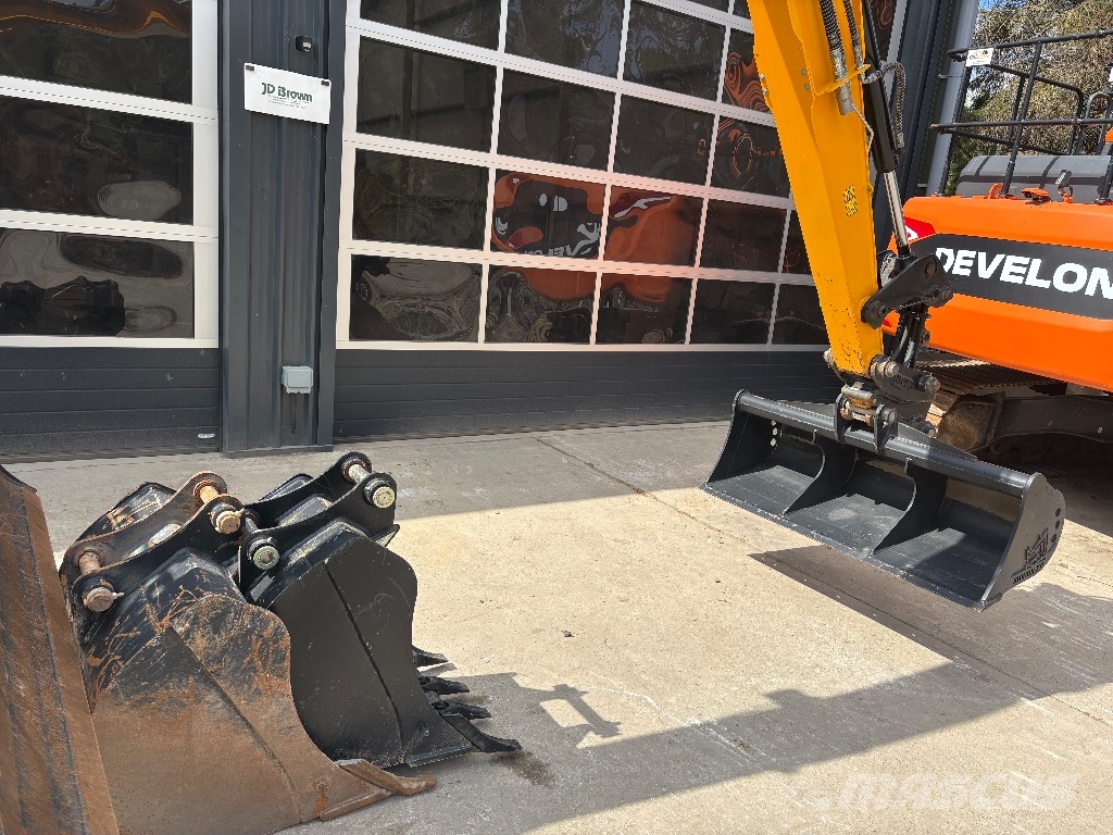 JCB 86 C-2 Средни екскаватори 7т - 12т
