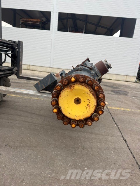 Komatsu WA 380-6 REAR AXLES Assen