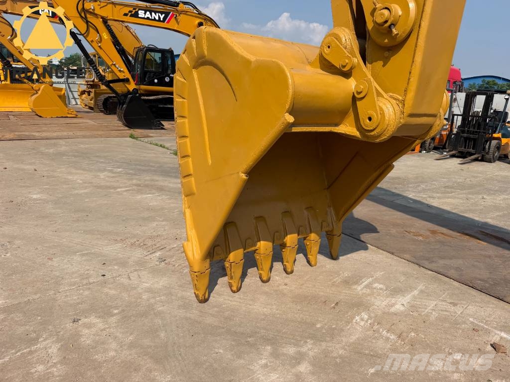 CAT 330GC 대형 굴삭기 29톤 이상