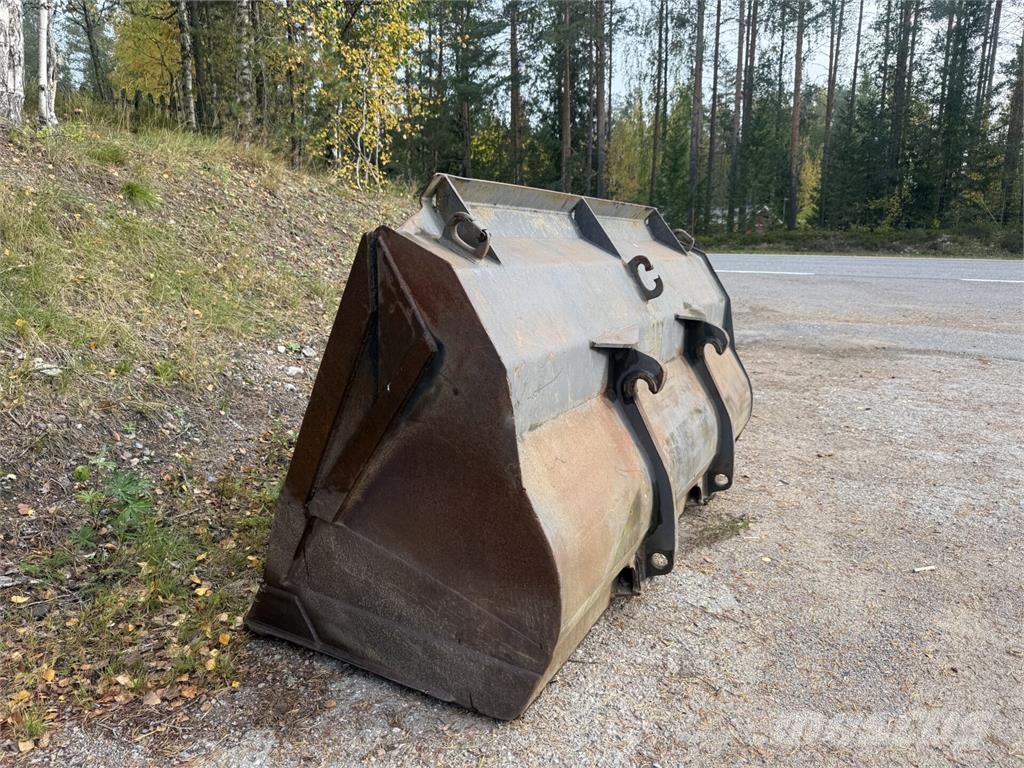 Volvo BM L120 Radlader