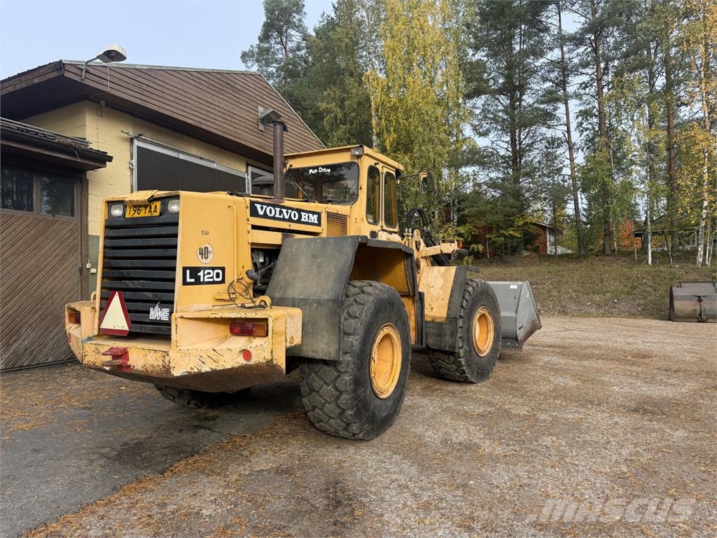 Volvo BM L120 Radlader