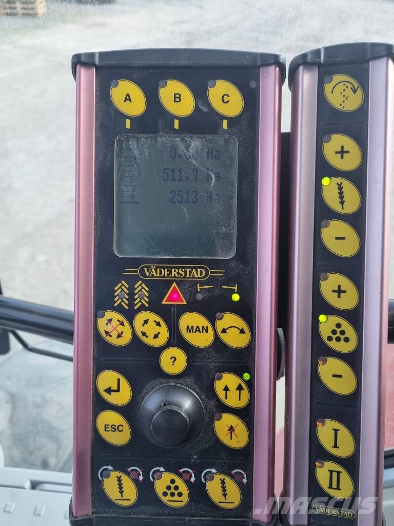 Väderstad Rapid300C مثاقيب مدمجة