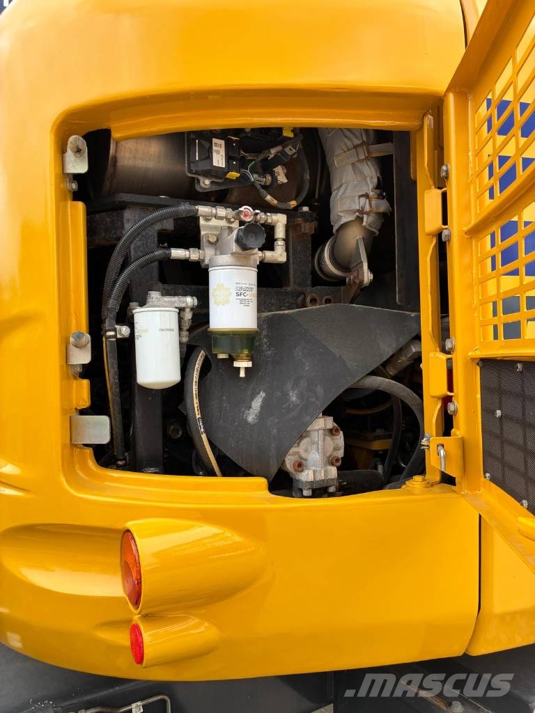 Komatsu PW 138 MR-11 Excavadoras de ruedas