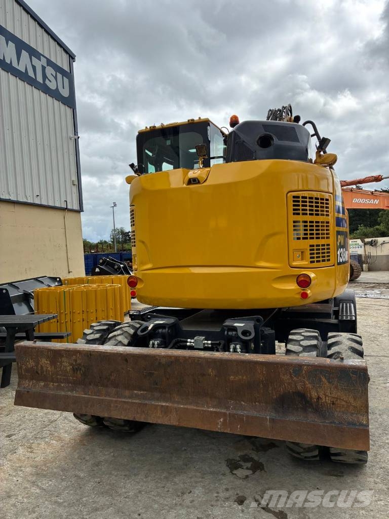 Komatsu PW 138 MR-11 Excavadoras de ruedas