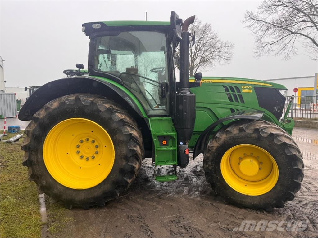 John Deere 6215R Tratores Agrícolas usados