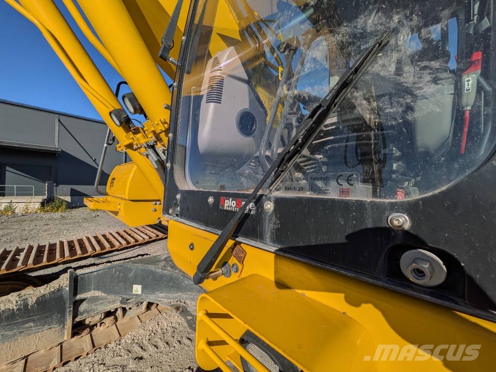 Komatsu HB 365  LC-3EO Hybrid   DEMO Bandgrävare