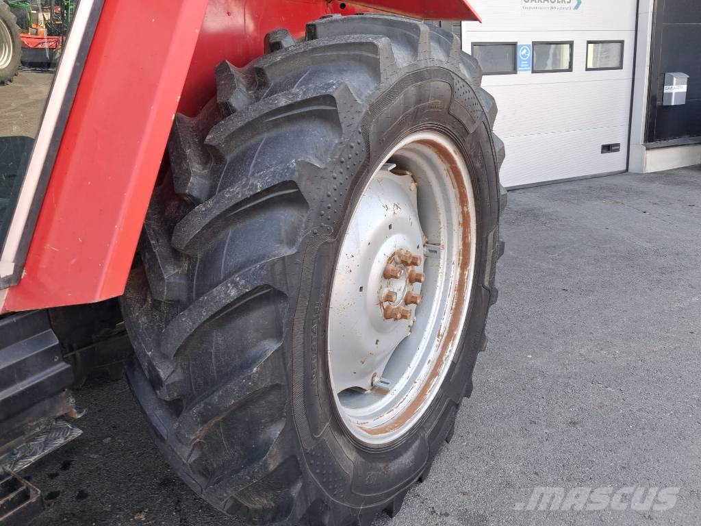 Massey Ferguson 2620 Super 4-veto vähän ajettu Traktorji