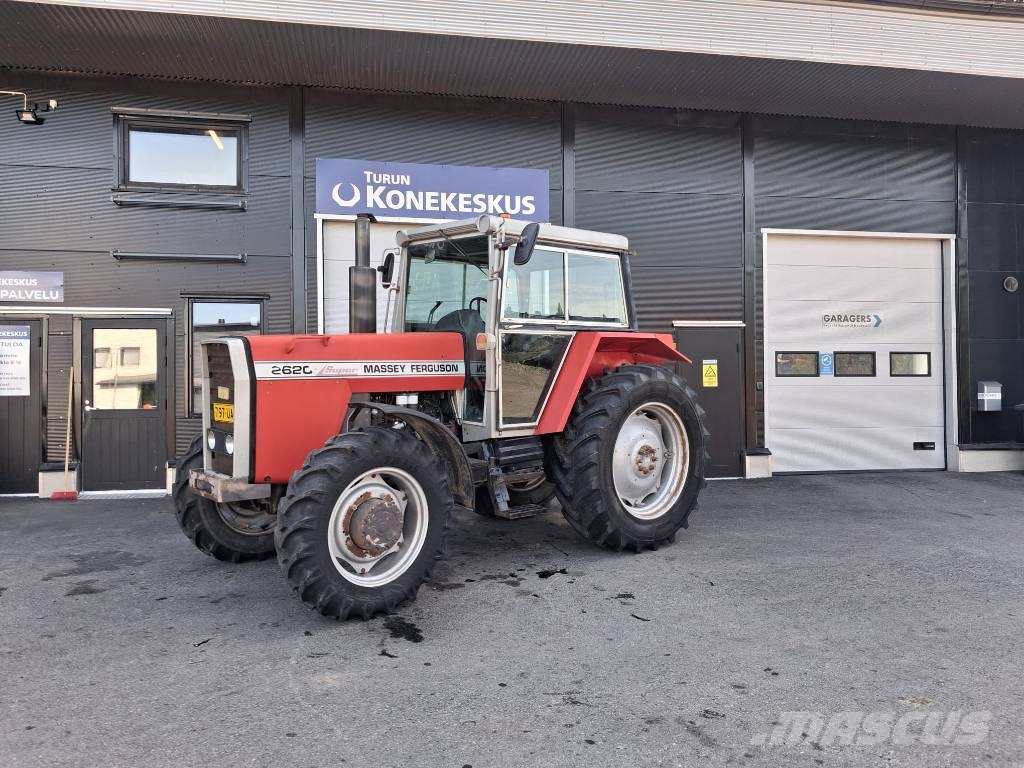 Massey Ferguson 2620 Super 4-veto vähän ajettu Traktorji