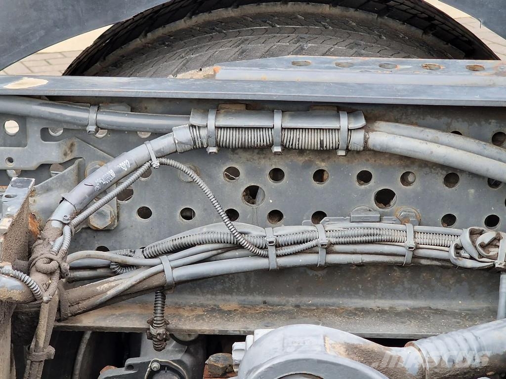 Mercedes-Benz Actros 1842 Streamspace 6x2 - PTO/Hydraulics - Ste Trekkers