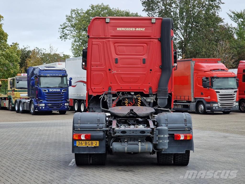 Mercedes-Benz Actros 1842 Streamspace 6x2 - PTO/Hydraulics - Ste Trekkers