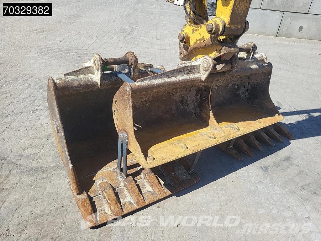 CAT 308 CR Miniexcavadoras