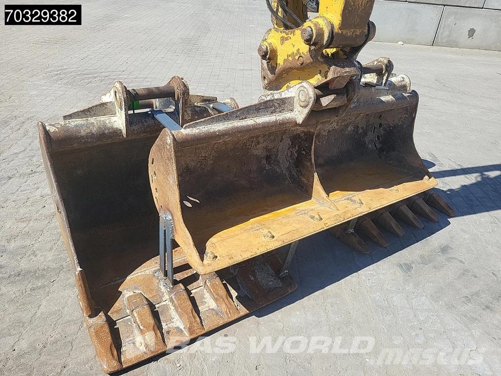 CAT 308 CR Miniexcavadoras