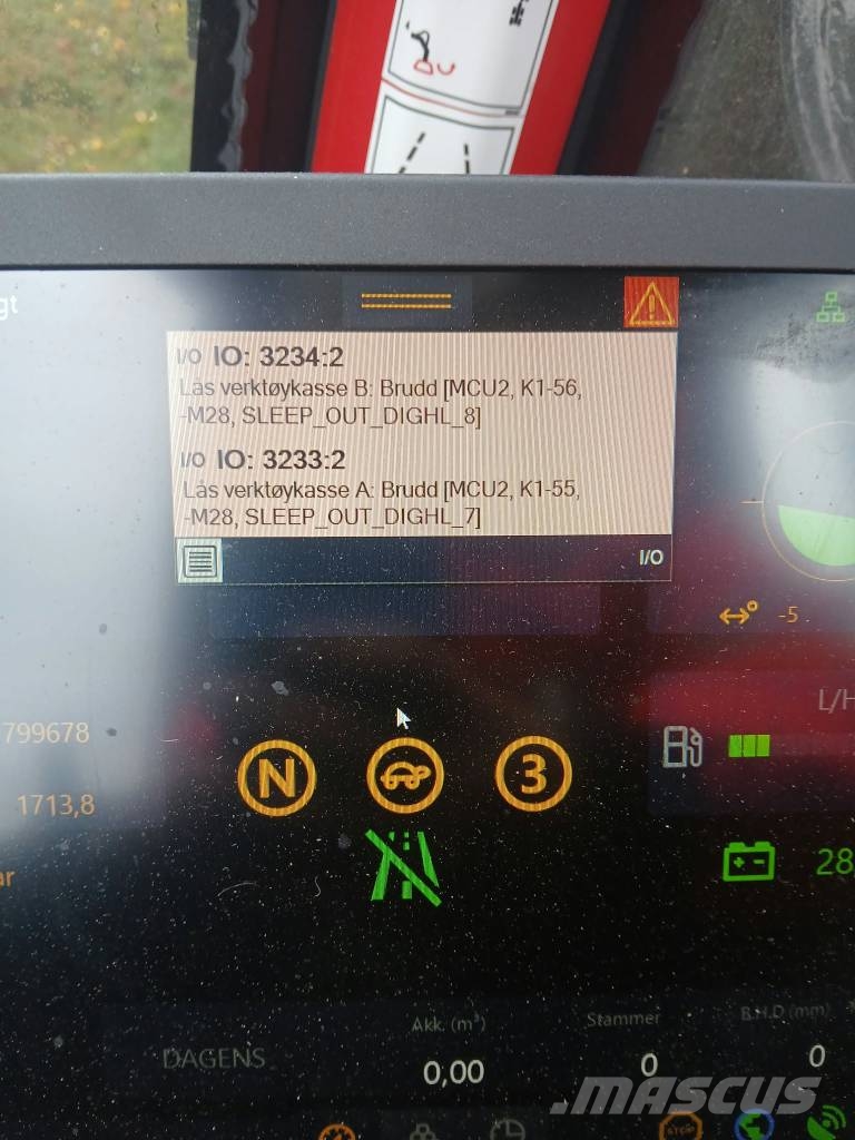 Komatsu 901 XC Abatteuse