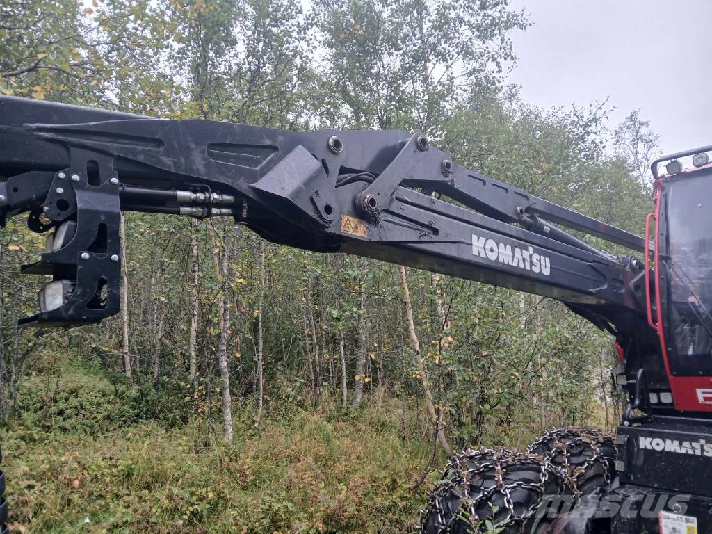 Komatsu 901 XC Abatteuse