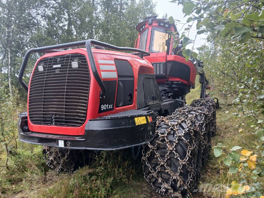 Komatsu 901 XC Abatteuse