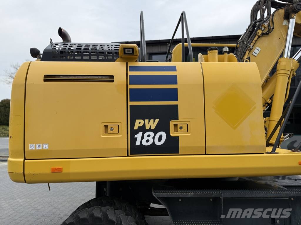 Komatsu PW 180-10 Pelle sur pneus