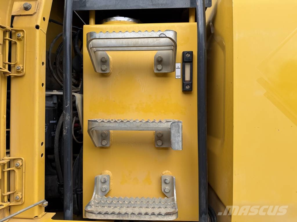 Komatsu PW 180-10 Pelle sur pneus