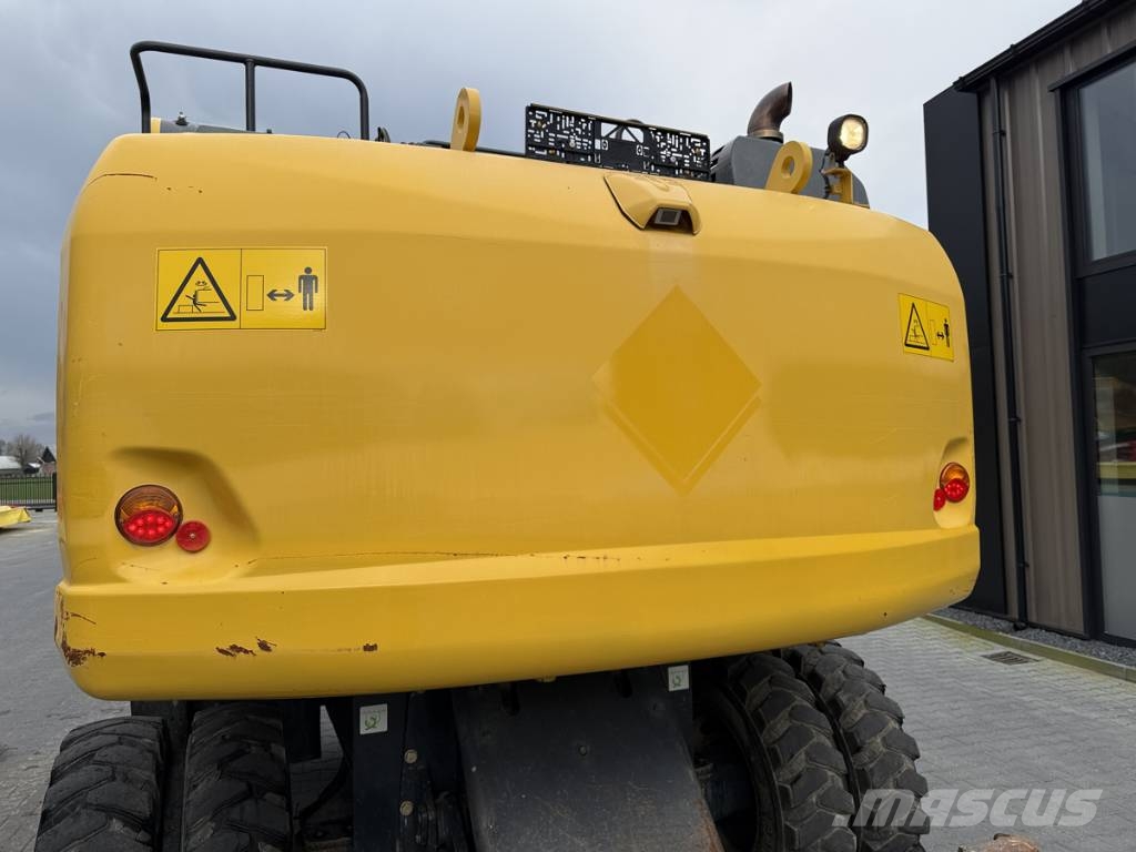 Komatsu PW 180-10 Pelle sur pneus