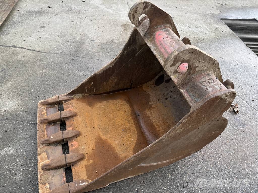 Komatsu PW 180-10 Pelle sur pneus