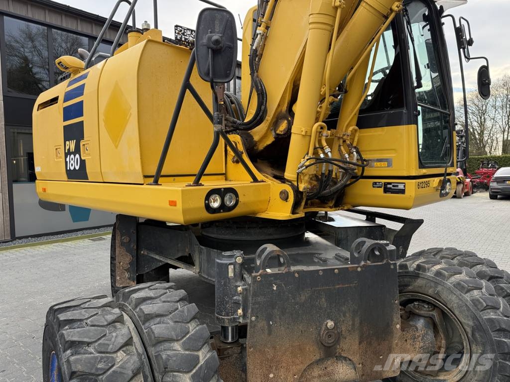 Komatsu PW 180-10 Pelle sur pneus