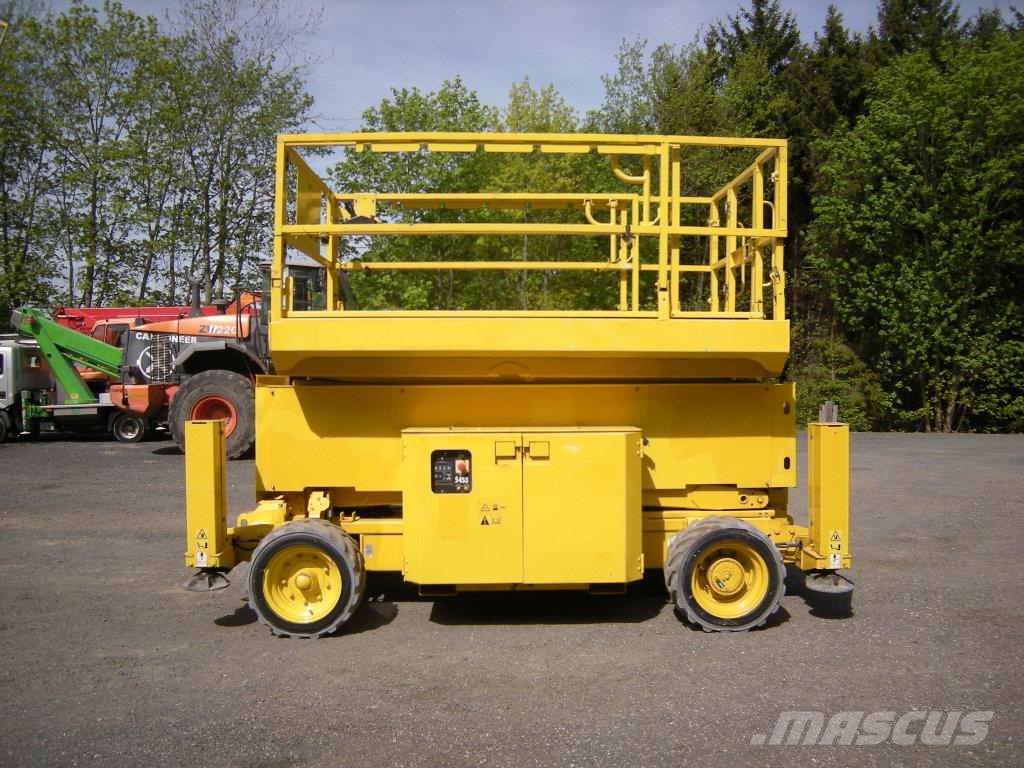 Genie GS 4069 DC (ID1832) Scissor lifts