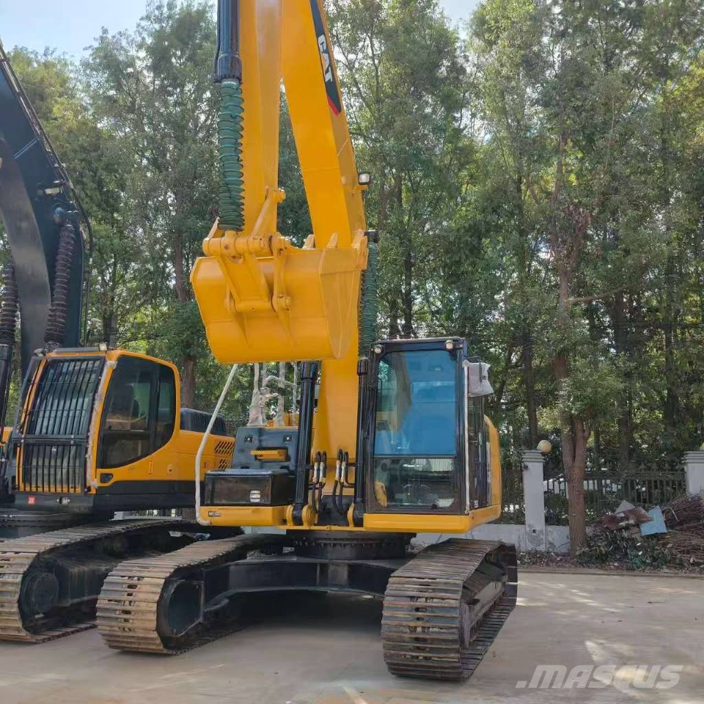 CAT 329 E حفارات زحافة