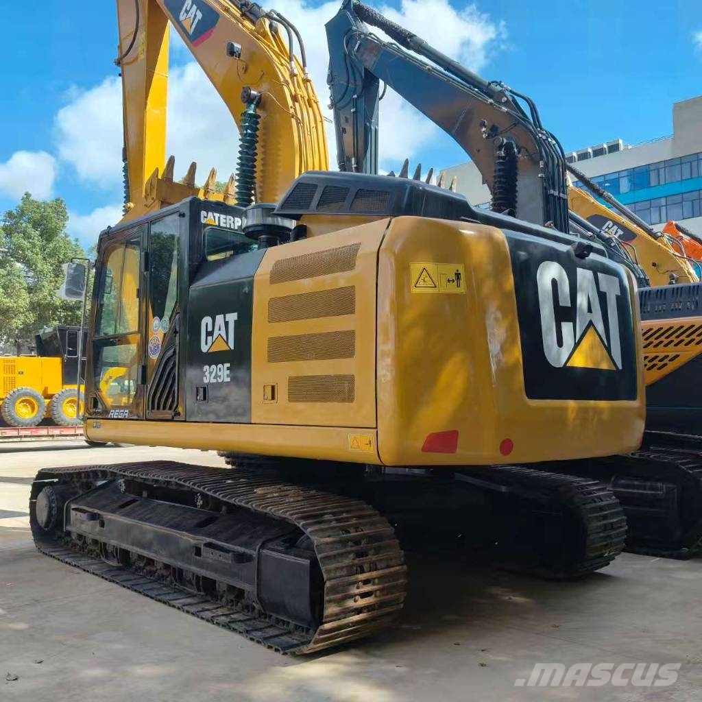 CAT 329 E حفارات زحافة