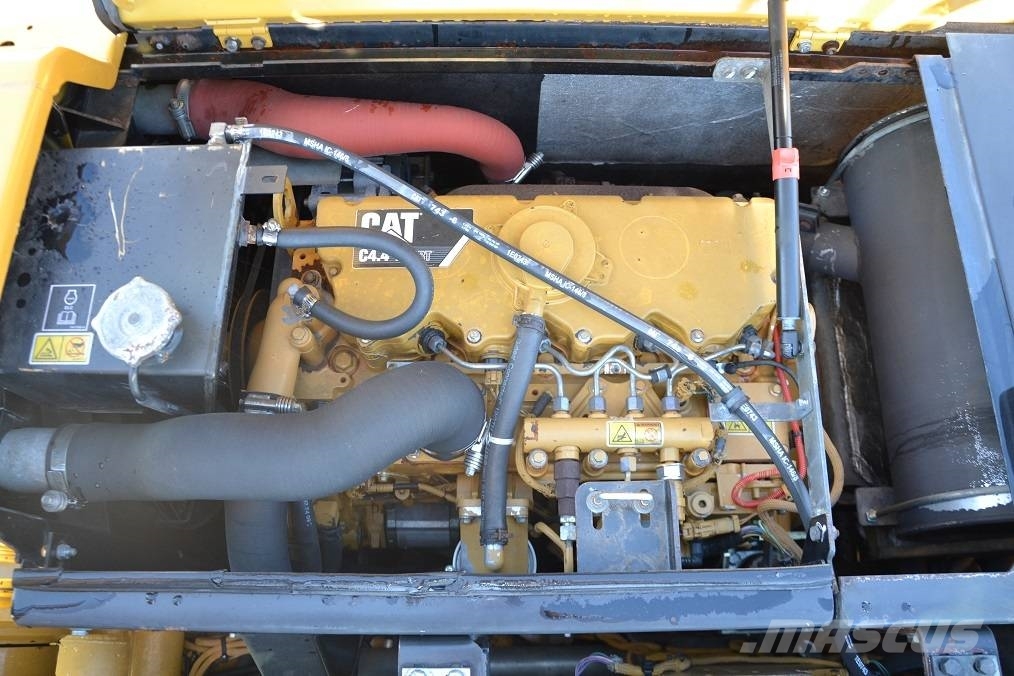 CAT CAT M 315 D Колісні екскаватори