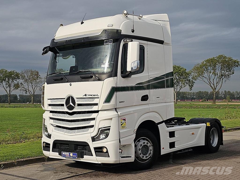 Mercedes-Benz ACTROS 1851 LS BIG SPACE,2Xtank,Standklima,oil ret Vlačilci