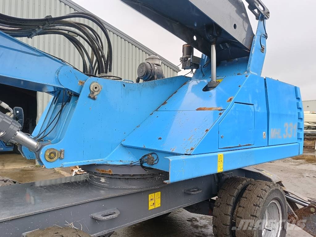 Fuchs MHL 331 waste industry handler 22 ton umslagbagger Materjalikäitlusmasinad