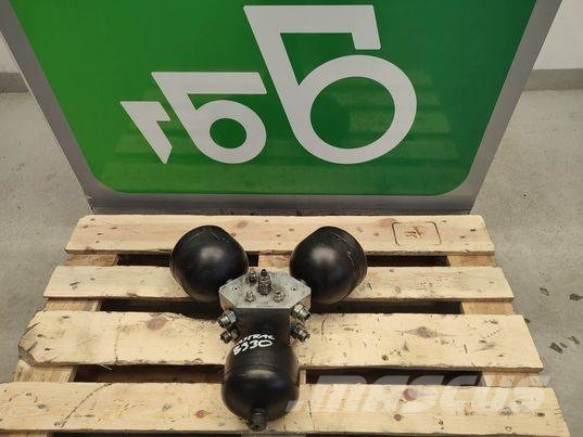 JCB 8330 (401J4454) hydraulic block 유압식 기계