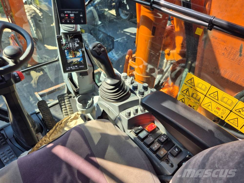 Hitachi ZX 155 W-7 Bageri na kotačima
