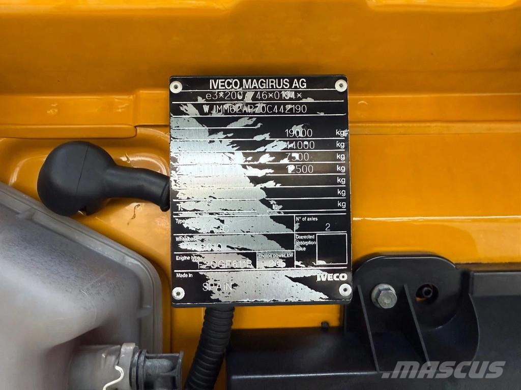 Iveco S-WAY 360 / Euro 6 D / Maar 264528km !! Ťahače