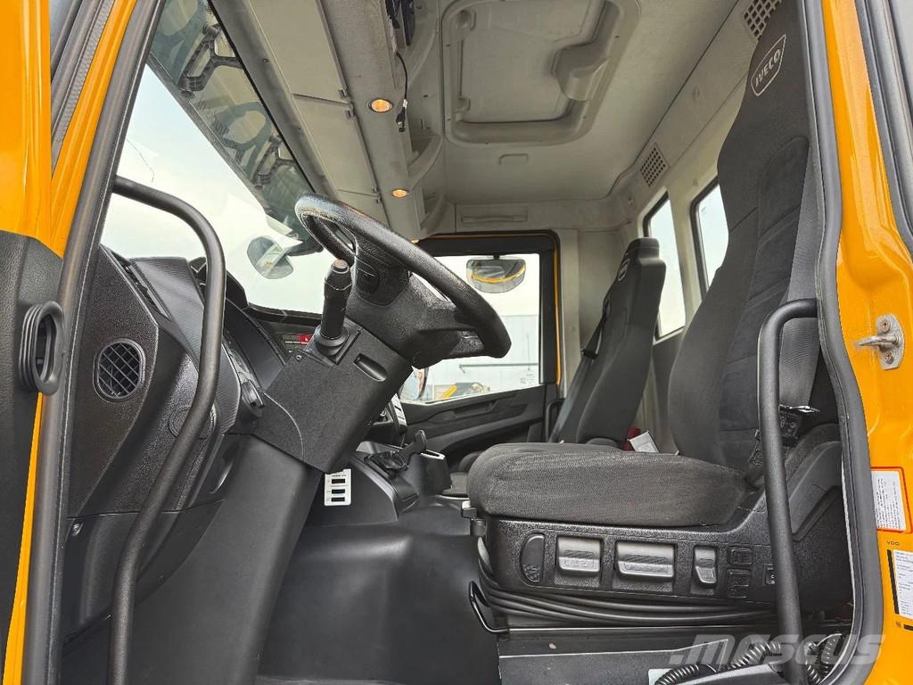 Iveco S-WAY 360 / Euro 6 D / Maar 264528km !! Ťahače
