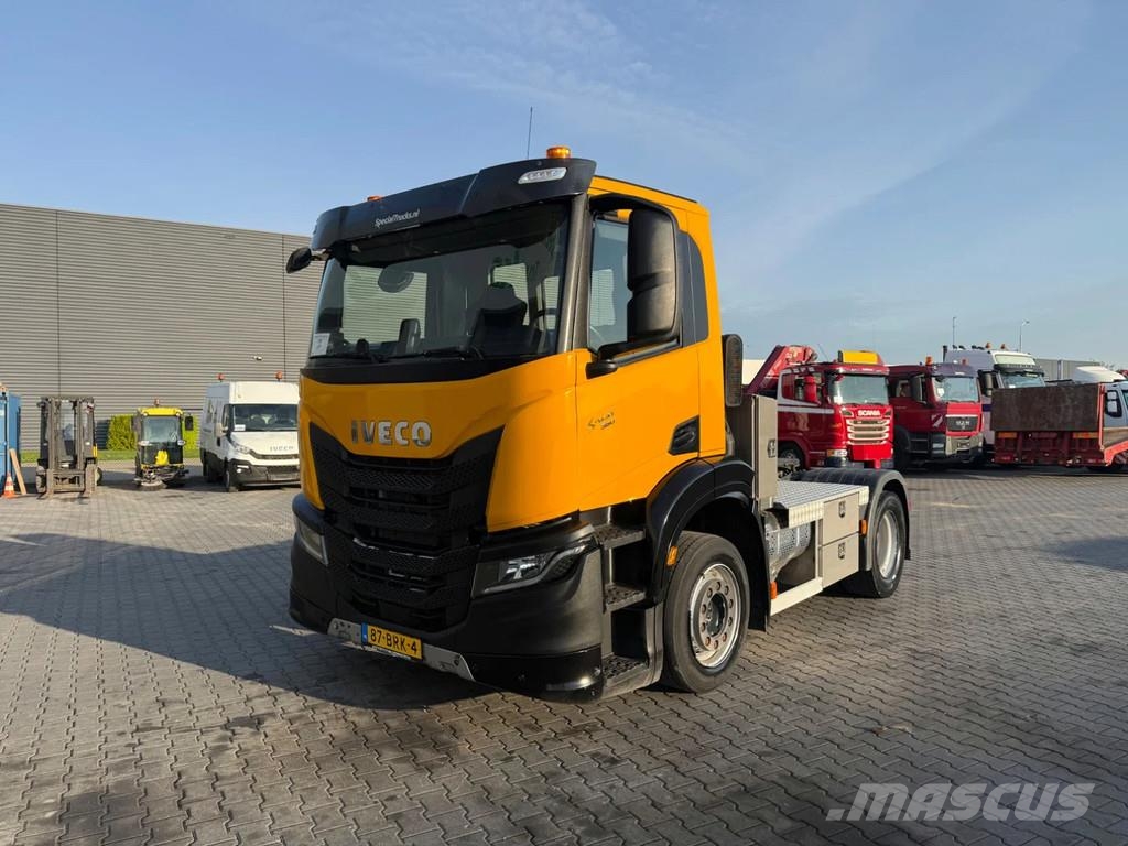 Iveco S-WAY 360 / Euro 6 D / Maar 264528km !! Ťahače