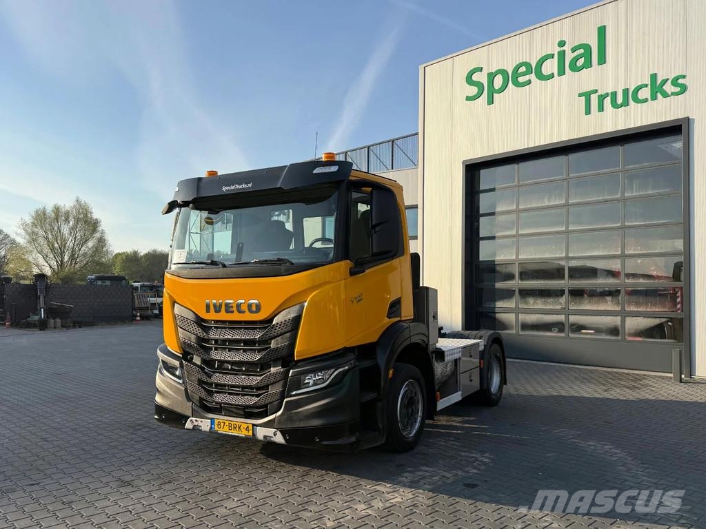 Iveco S-WAY 360 / Euro 6 D / Maar 264528km !! Ťahače