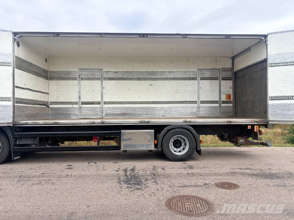 Scania P 280 Tovornjaki zabojniki
