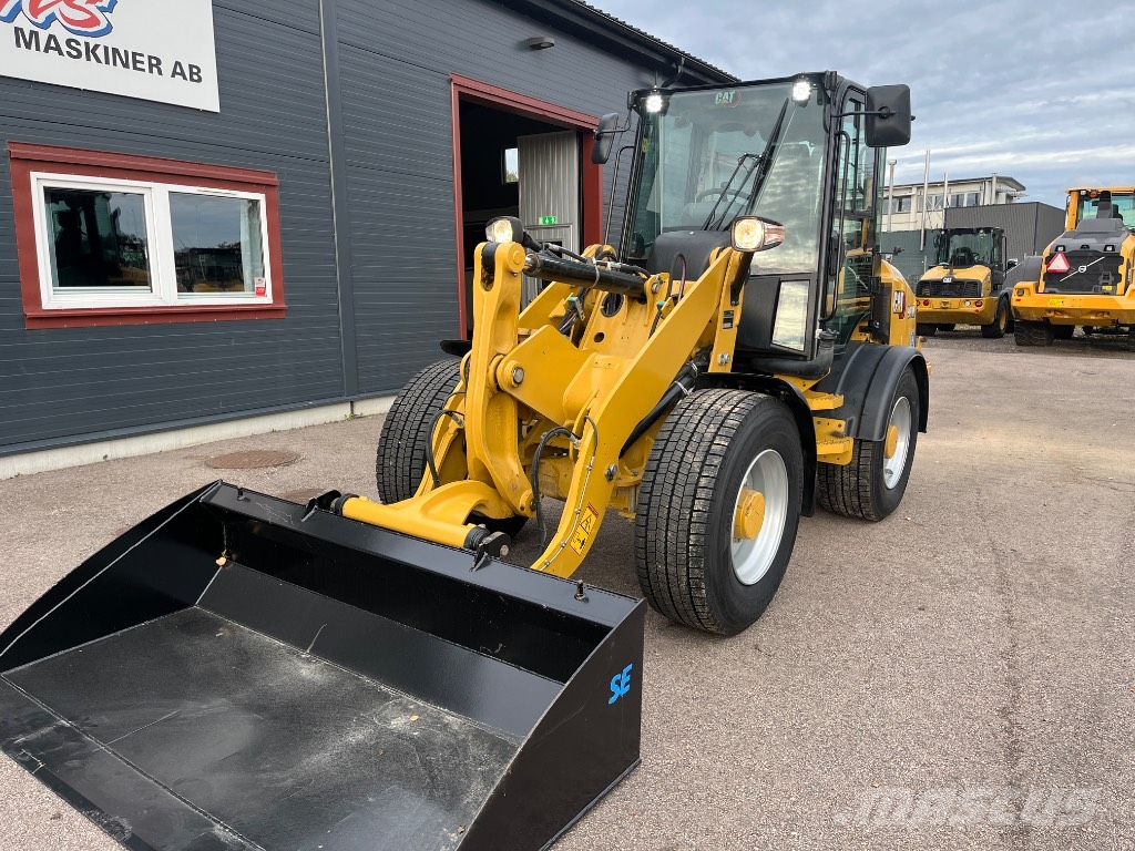 CAT 907 M-22 C-smörj,Nya Däck,35km/h Cargadoras sobre ruedas
