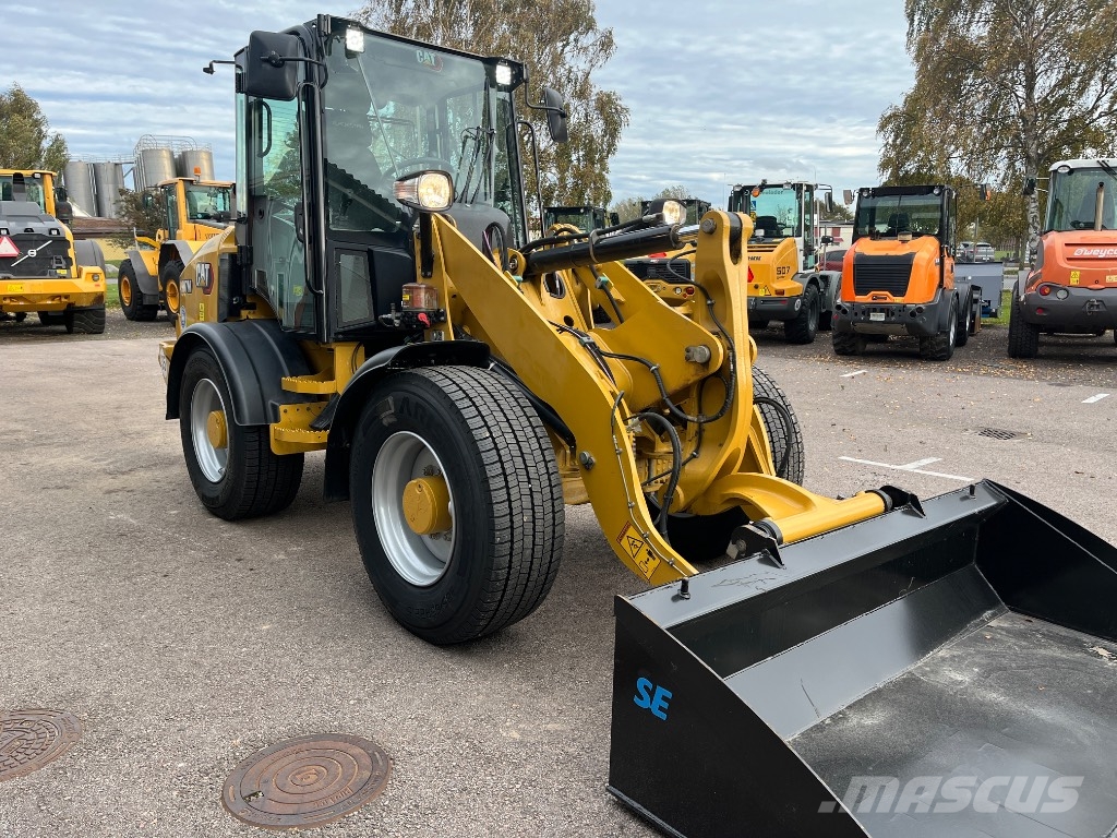 CAT 907 M-22 C-smörj,Nya Däck,35km/h Cargadoras sobre ruedas