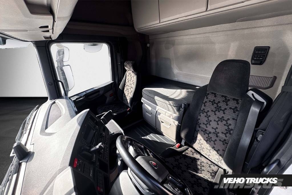 Scania R460 6X2 SUPER  6x2 Vilcēji