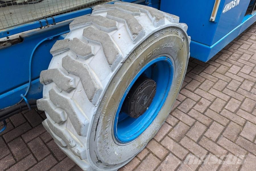 Holland Lift Megastar G320DL30 4WDS/N Diesel, 4x4x4 Drive, 34m Makazaste platforme