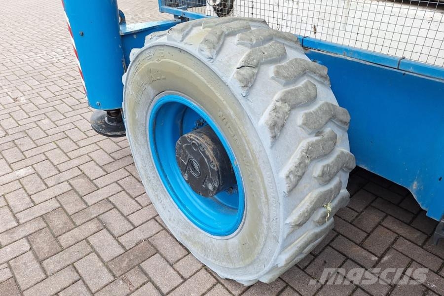 Holland Lift Megastar G320DL30 4WDS/N Diesel, 4x4x4 Drive, 34m Makazaste platforme