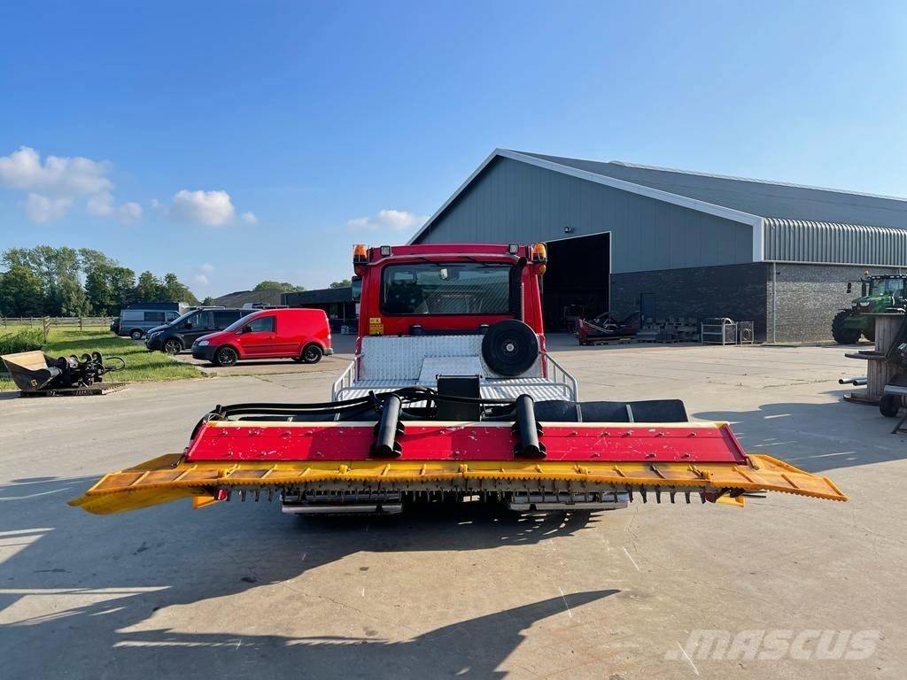 KÄSSBOHRER PISTENBULLY 100 PB100 Grönytemaskiner - Övriga