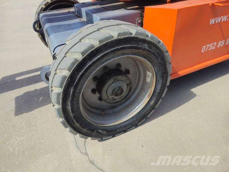 JLG M 450 AJ Knikarmhoogwerkers