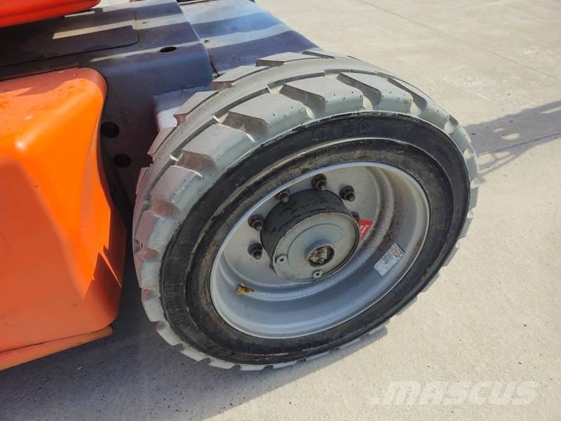 JLG M 450 AJ Knikarmhoogwerkers