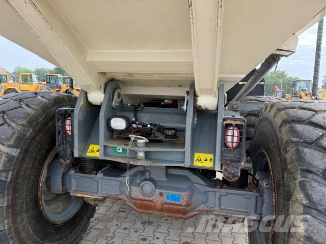 Terex TA 300 Zglobni demperji