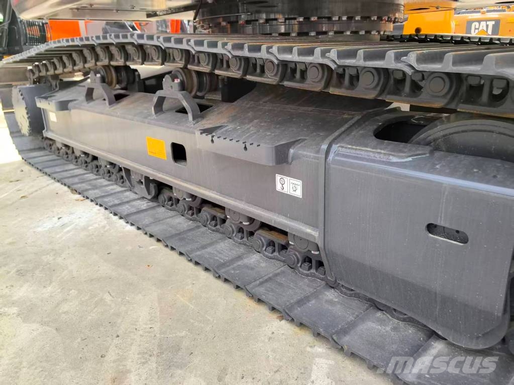 XCMG XE200GA 中型挖掘机