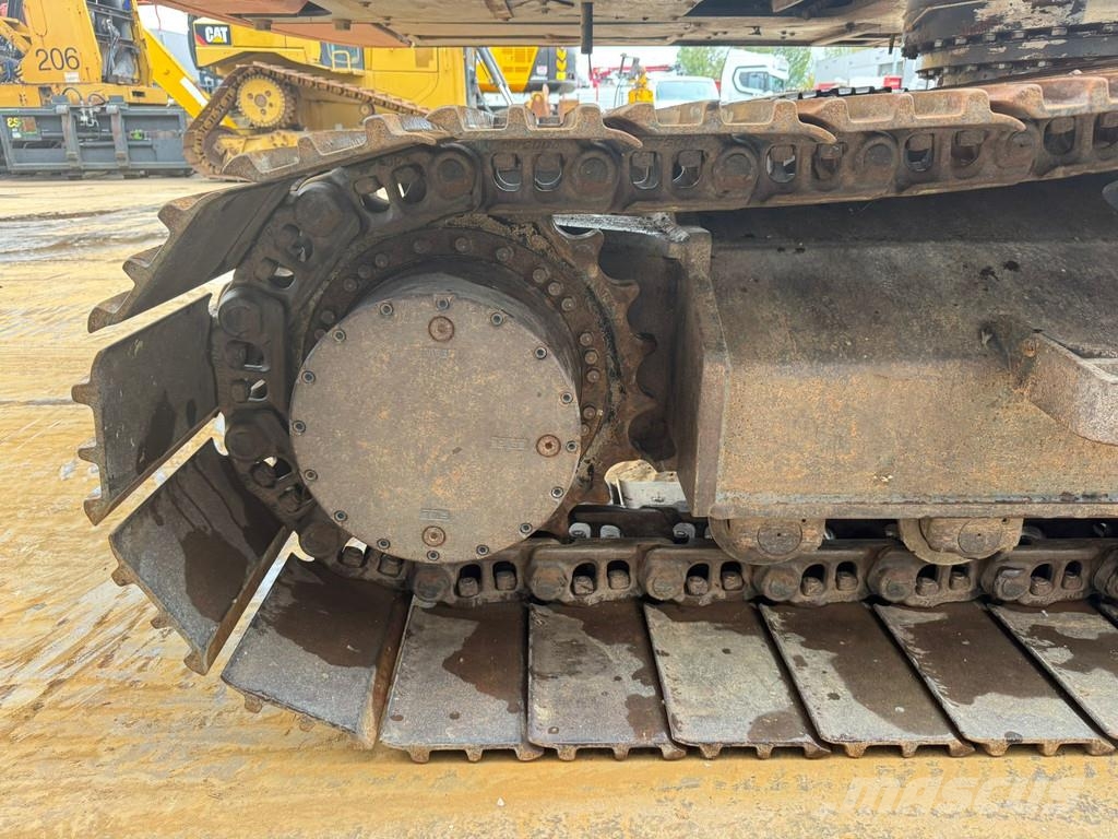 Doosan DX225LC-7 Bagri goseničarji