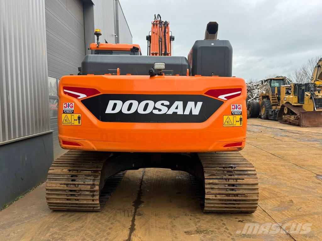 Doosan DX225LC-7 Bagri goseničarji