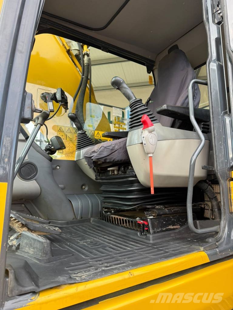 Komatsu PC 210 Telakaivukoneet